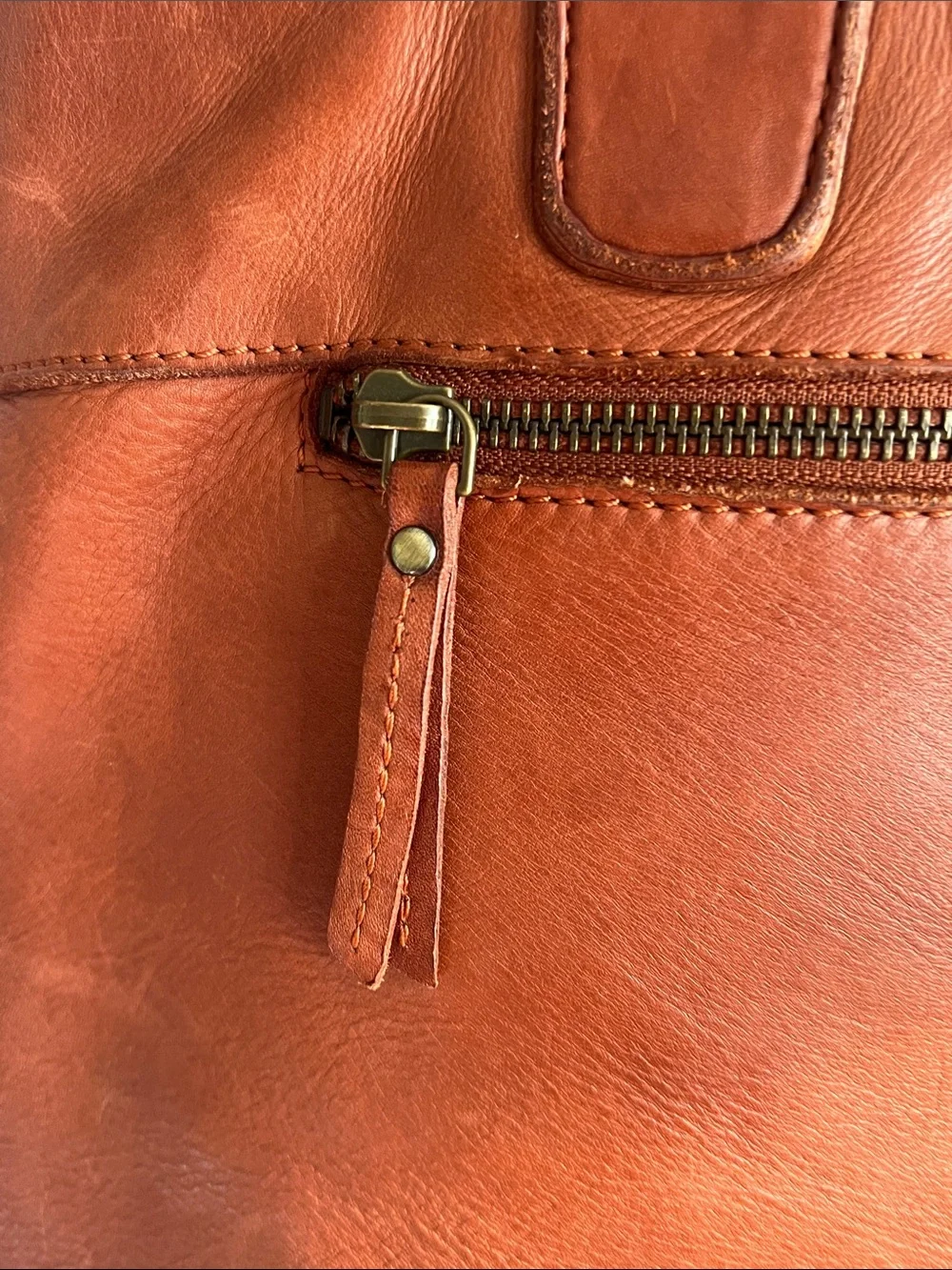 Marta Ponti Classic Brown Genuine Leather Tote Computer Bag Electronic Bag